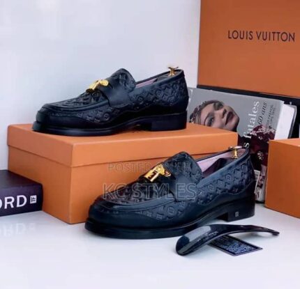 LOUIS VUITTON CORPORATE SHOE[S2]