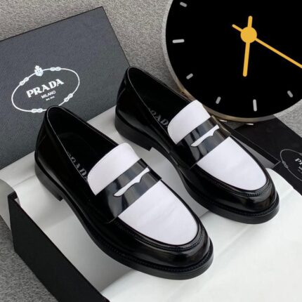 PRADA CORPORATE SHOE [S2]