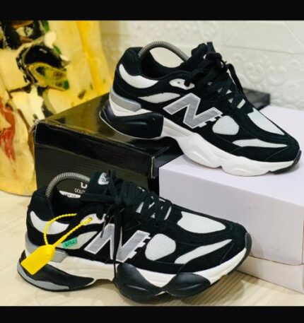 NEW BALANCE SNEAKERS [S10]