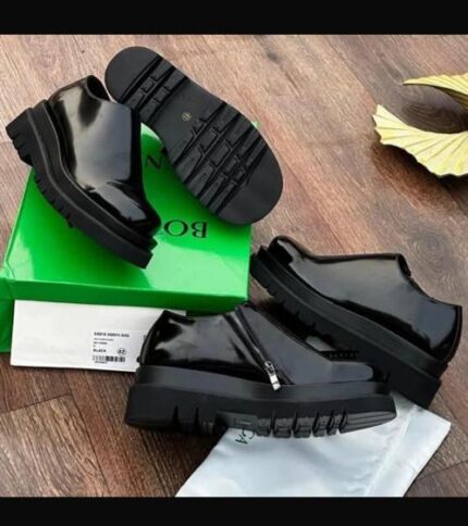 BOTTEGA VENETA CORPORATE SHOE [S10]