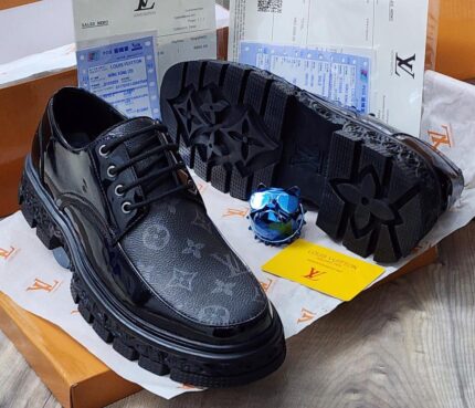 LOUIS VUITTON CORPORATE SHOE [S3]