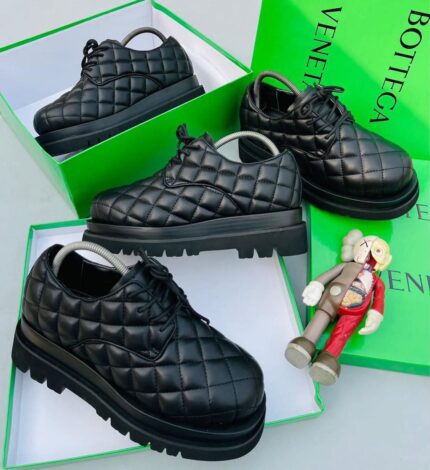 BOTTEGA VENETA CORPORATE SHOE [S3]