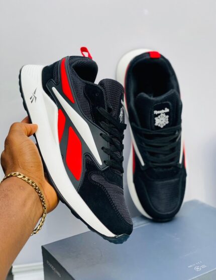 REEBOK SNEAKERS [S1]