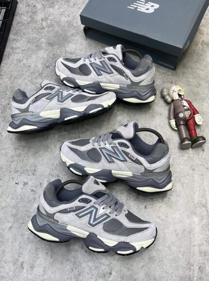 NEW BALANCE SNEAKERS [S3]