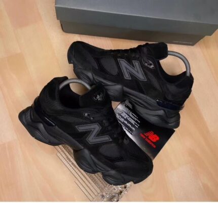 NEW BALANCE SNEAKERS [S1]