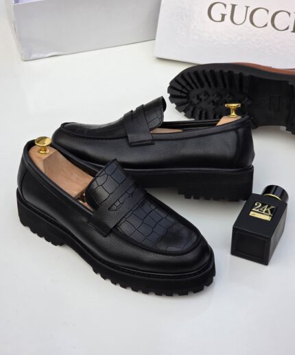 GUCCI CORPORATE SHOE [S2]