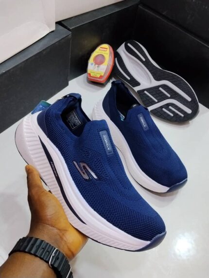 SKECHERS SNEAKERS [S12]