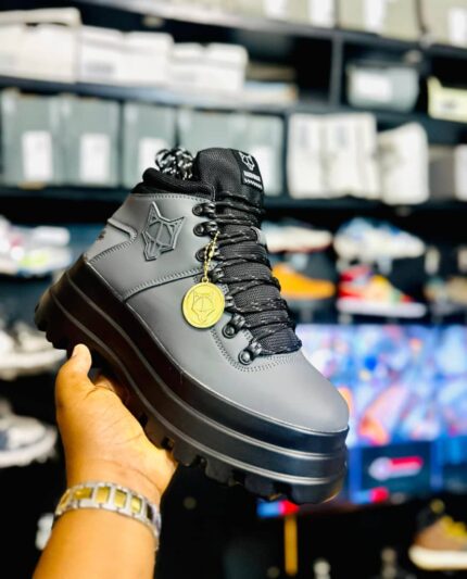 NAKED WOLFE SNEAKERS [S4]