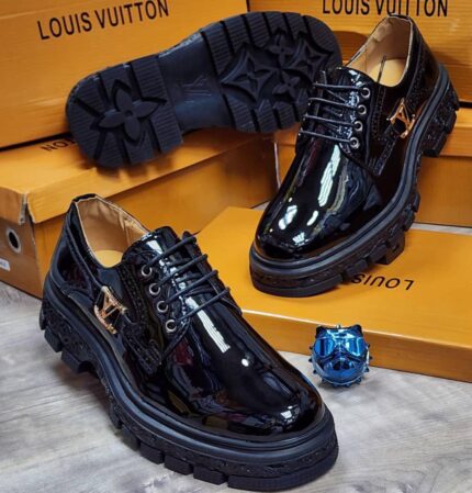 LOUIS VUITTON CORPORATE SHOE [S3]