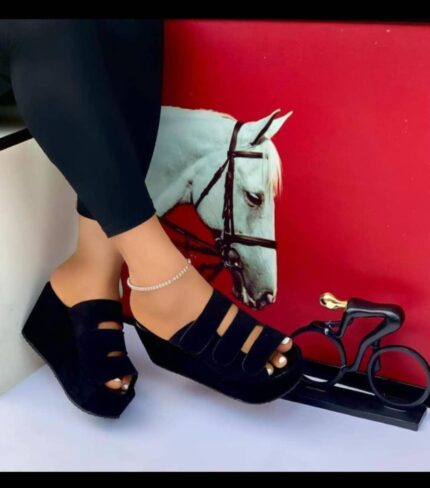 FASHION FEMALE WAGE [S6]