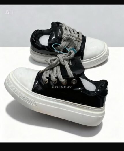 GIVENCHY SNEAKERS