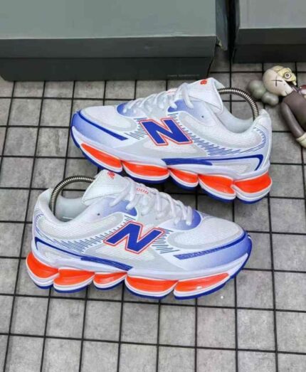NEW BALANCE SNEAKERS [S13]