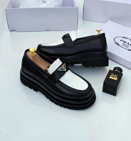 PRADA CORPORATE SHOE [S2]